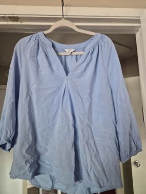 crown & ivy Light Blue Embroidered Peasant Blouse